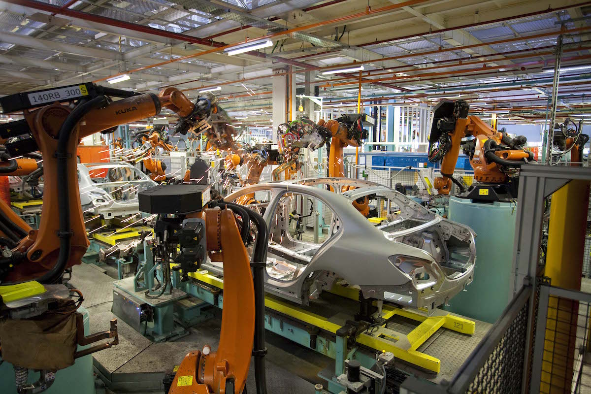 Mercedes benz south africa plant location #1